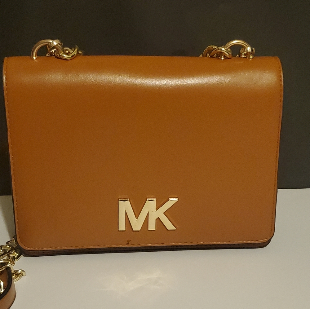 Michael Kors bag crossbody purse
